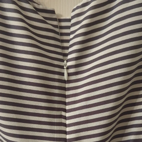 Ann Taylor Striped Top Capsule Wardrobe Classic Office Wear - Picture 5 of 6
